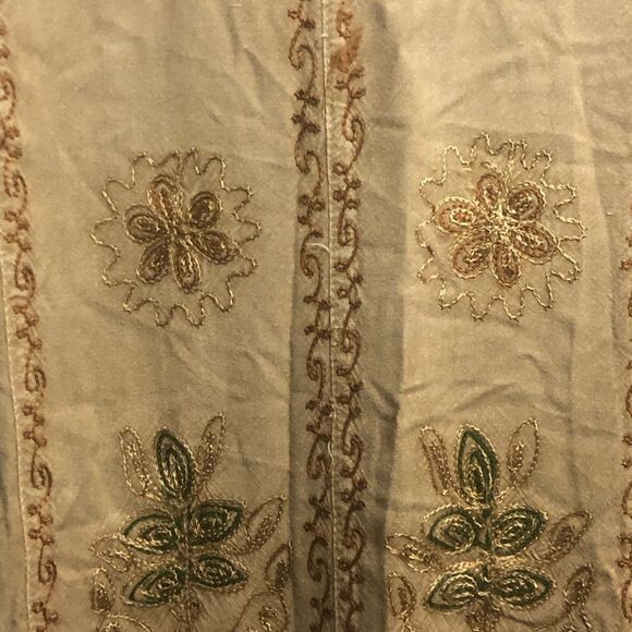 Magic Embroidered Tan Tunic Short Sleeve Round Neck. Rayon Free Size - Picture 2 of 5
